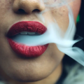 γυναίκα,κάπνισμα