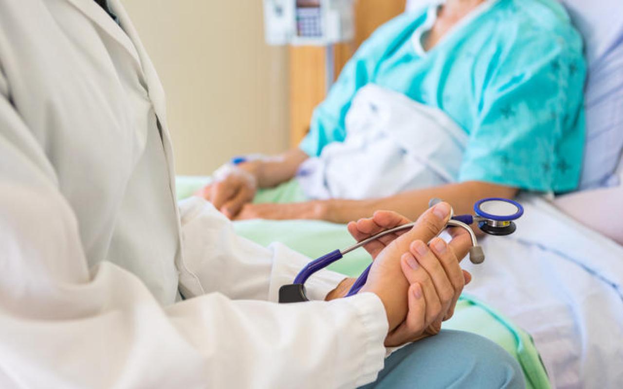 Οι ασθενείς στα νοσοκομεία με κορωνοϊό αυξάνονται ανησυχητικά