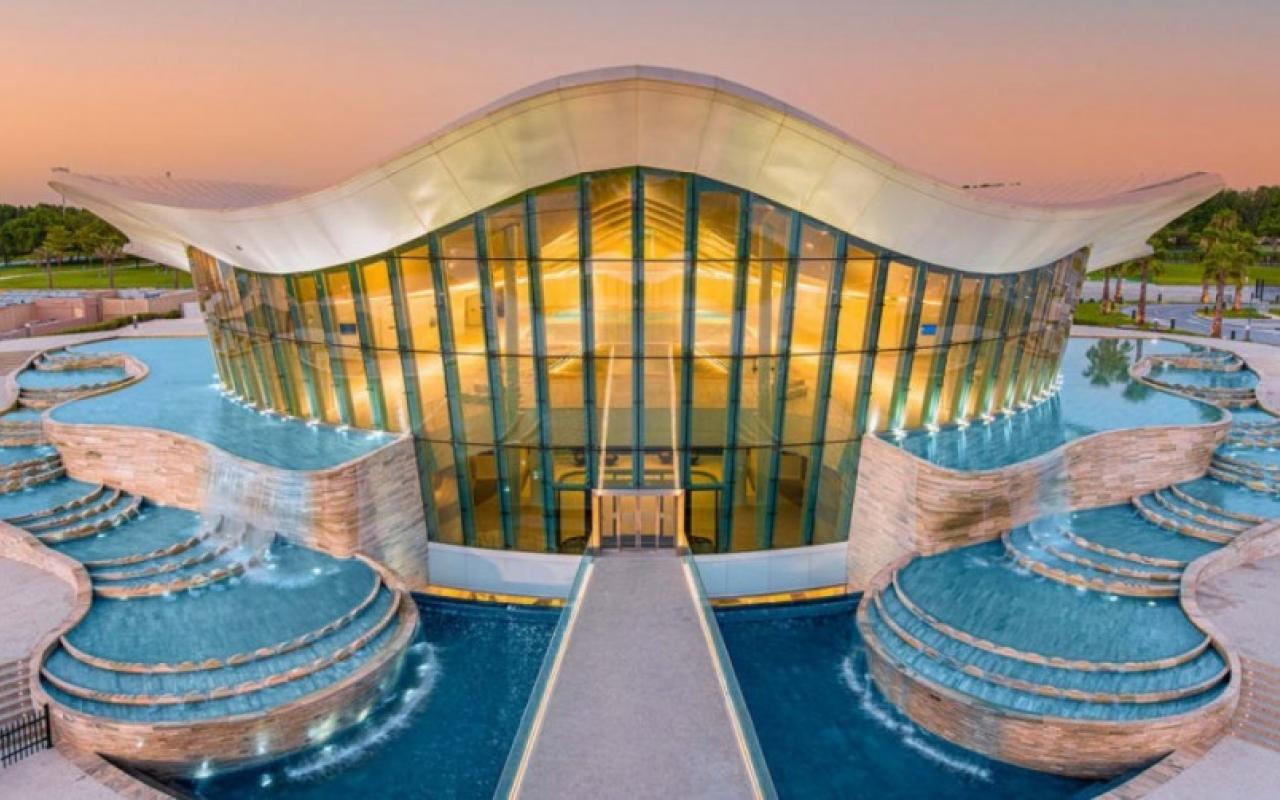 πισίνα στο Ντουμπάι