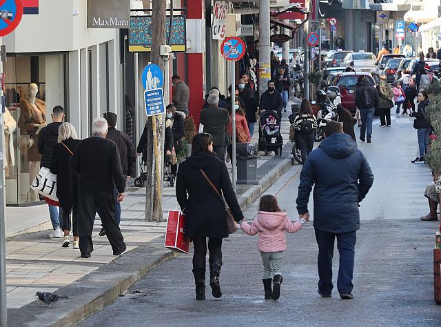 Μια καλή "ανάσα" πήρε η τοπική αγορά, από την κίνηση στα καταστήματα η οποία και κορυφώθηκε παραμονή των Χριστουγέννων.