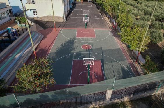 γήπεδο μπάσκετ δημοτικό σχολείο βουτών