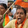 Ινδία: Με αντλίες νερού διέλυσαν διαδήλωση γυναικών για την σεξουαλική βία