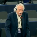Γλέζος εγκαλεί Σουλτς: «Θα σπάσουν τα μούτρα τους όσοι εμποδίσουν τον ελληνικό λαό» (βίντεο) 