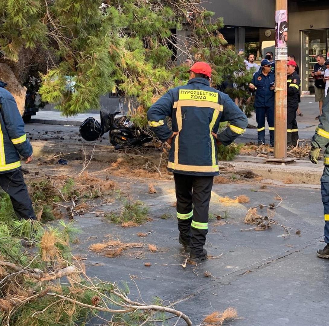 δυστυχημα δημοκρατιας