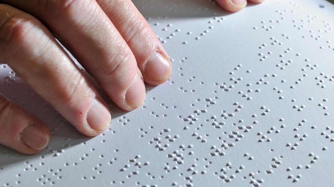 γραφής και ανάγνωσης "BRAILLE"