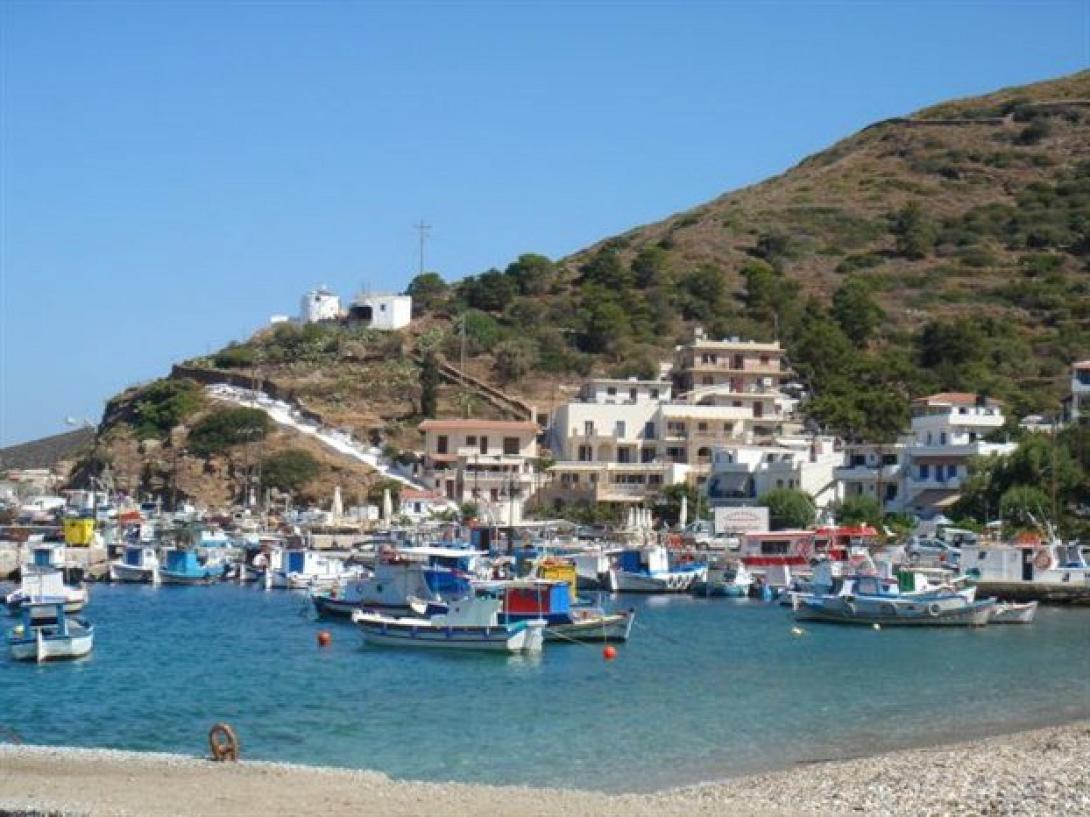 Οι ξένοι λατρεύουν και... αγοράζουν ελληνικά νησιά