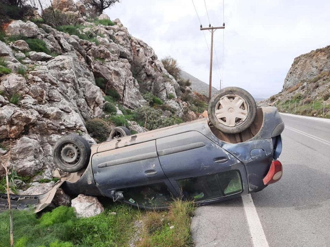 Σοβαρό τροχαίο - Ανατροπή - (Δια - sos - τε τη Μεσαρά)